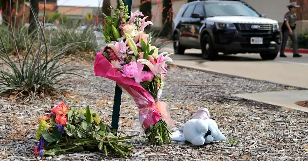 توئیتر به دلیل اجازه انتشار تصاویر تیراندازی در تگزاس مورد انتقاد قرار گرفت