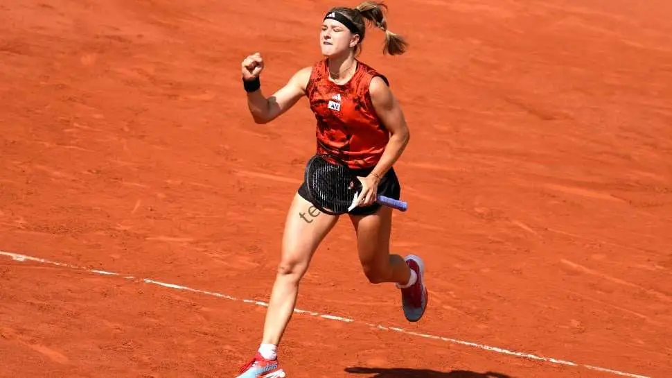 اوپن فرانسه 2023: کارولینا موچووا بدون دانه به مصاف ایگا سویاتک شماره 1 جهان در فینال می رود |  اخبار تنیس